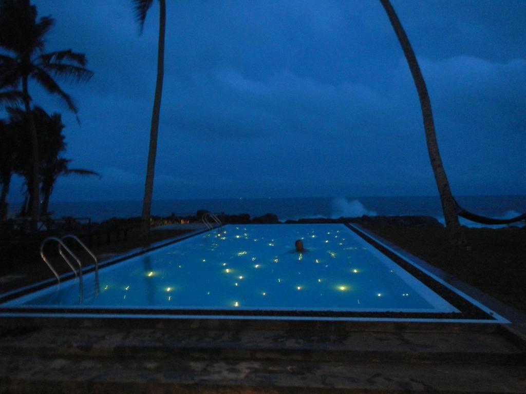 Silverlane Beach House Matara Zimmer foto
